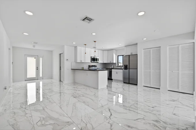 2430 Residence — project photograph 20